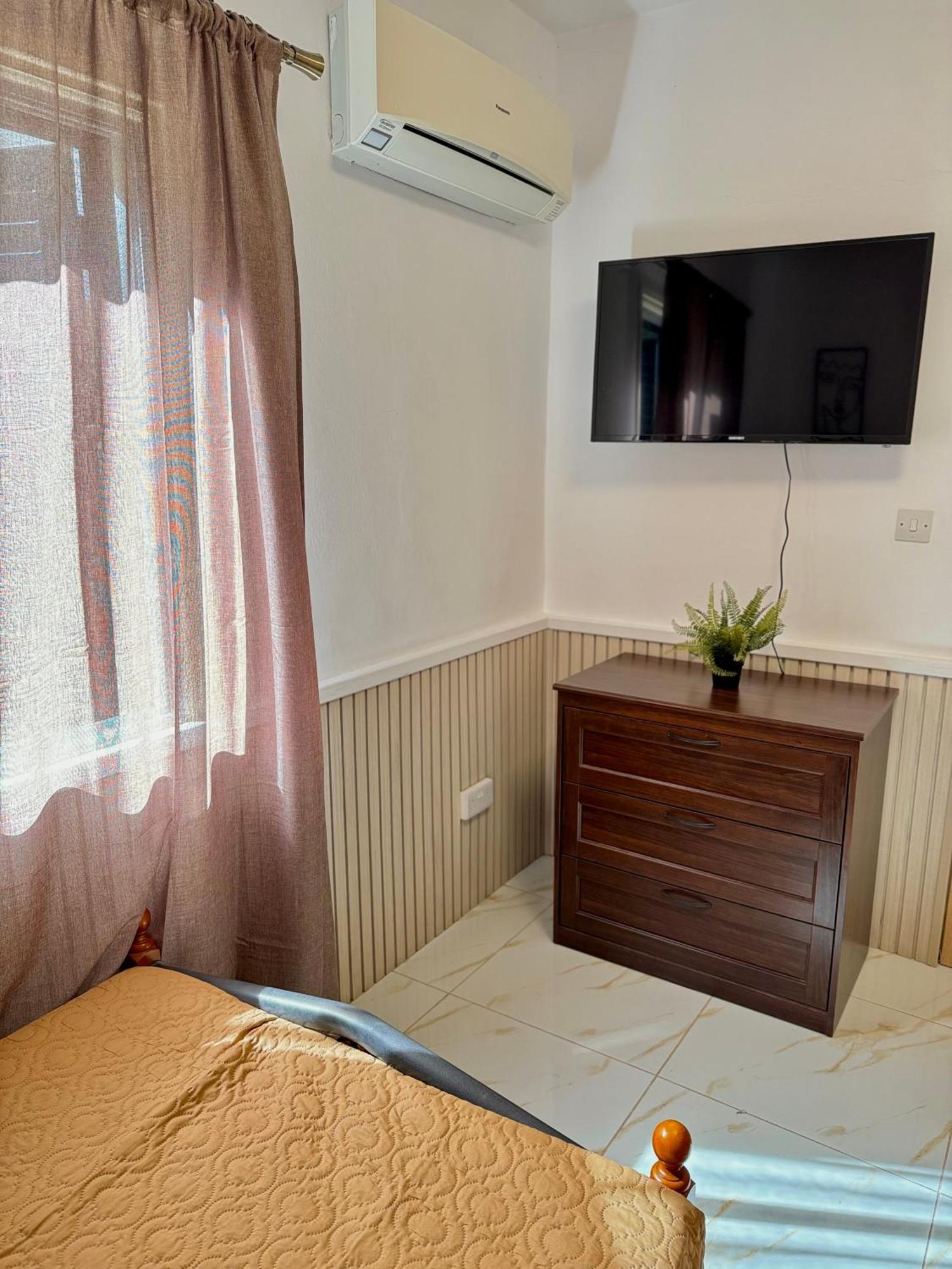 Апартаменты Dub House 3 Пафос Экстерьер фото